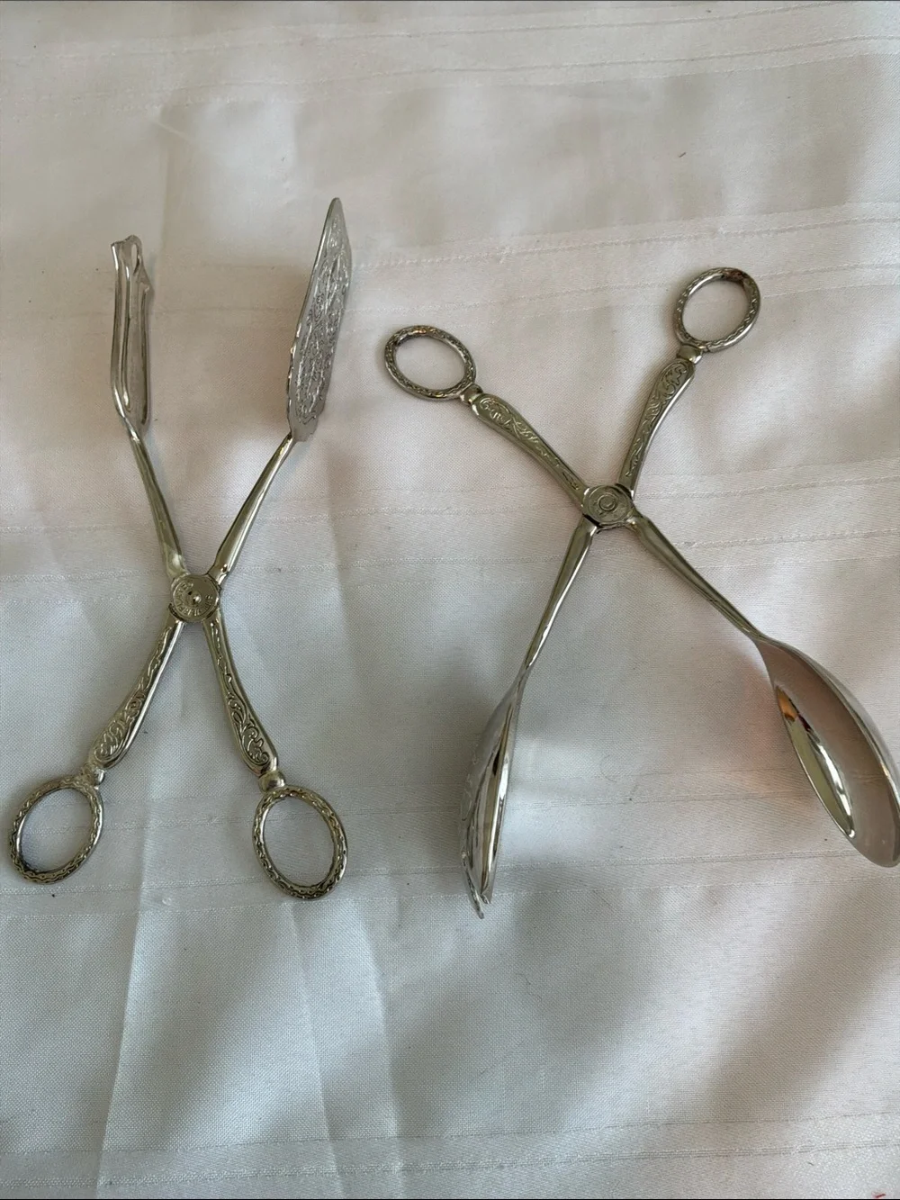 Silver Plated scissor cake/pastry salad tongs set of two vintage